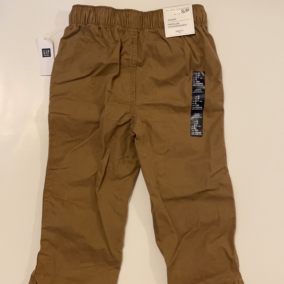 Boy’s khaki jogger pants by Gap - Picture 3 of 5